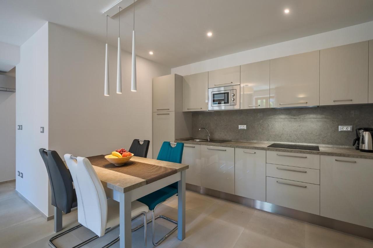 Apartmani Mare Verde Новиград Екстериор снимка
