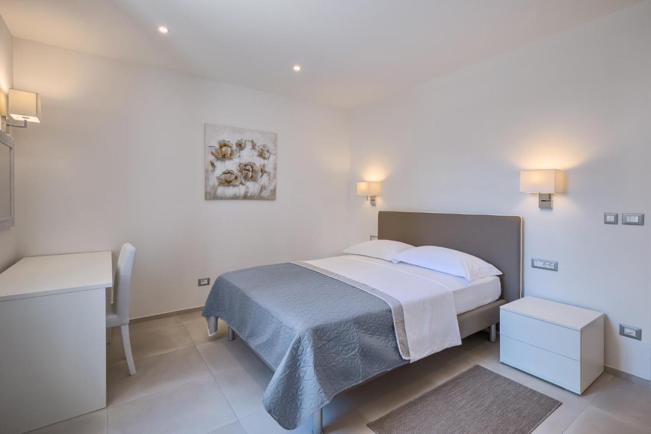 Apartmani Mare Verde Новиград Екстериор снимка
