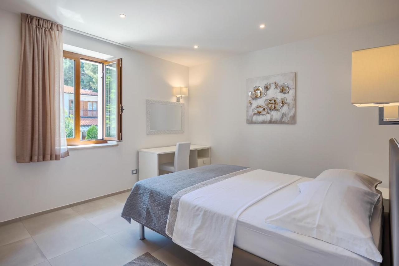 Apartmani Mare Verde Новиград Екстериор снимка